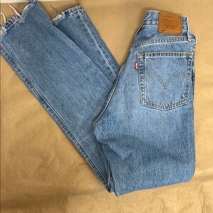 Women’s 26x30 Levi's Classic Blue Denim Jeans